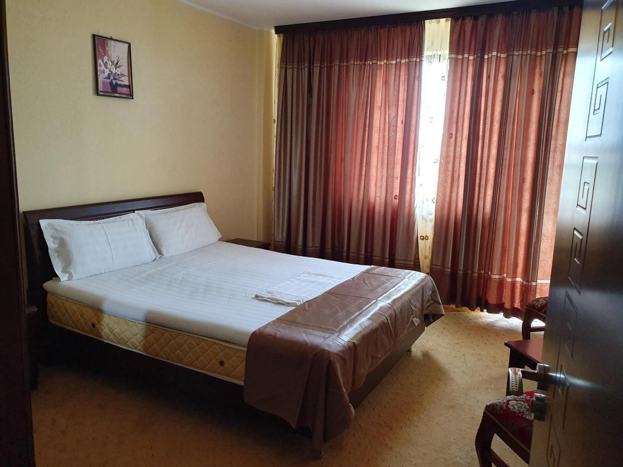 Hotel Orient Mamaia Nord Năvodari Habitación foto
